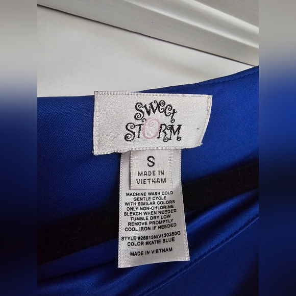 Sweet Storm One Shoulder Ruched Dress - Size Small - Picture 10 of 14